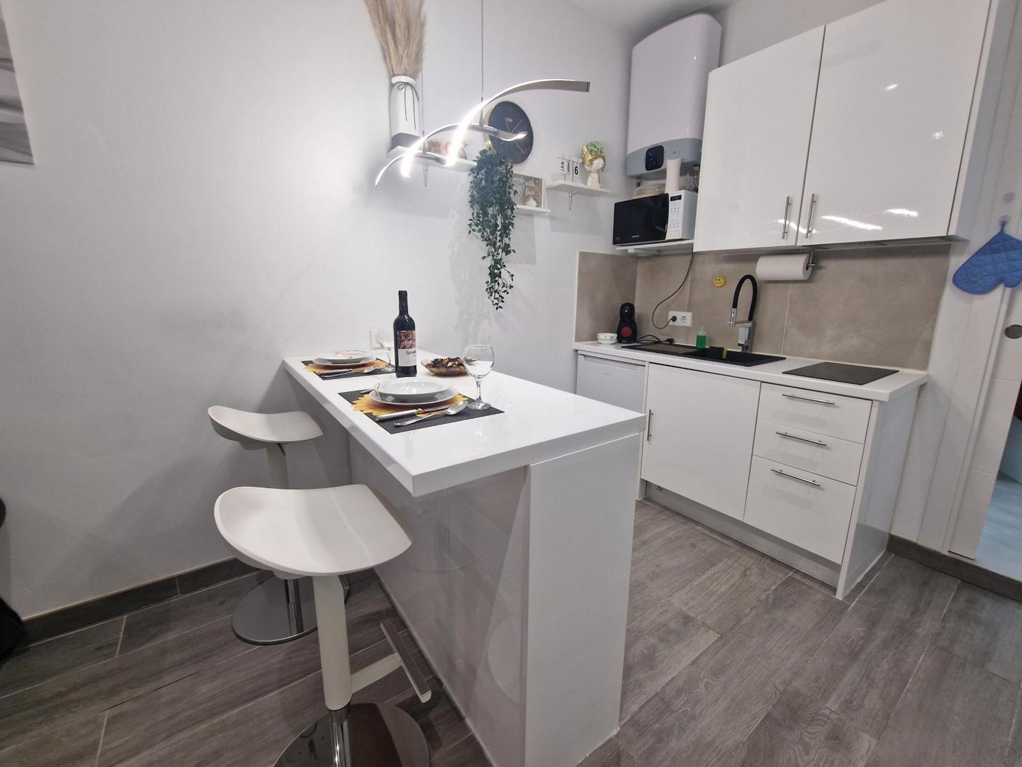 Barcelona, Apartamento De 1 Habitacion Daire L'Hospitalet de Llobregat Dış mekan fotoğraf